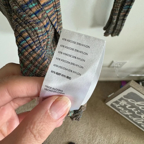 UO knit button down collared long sleeve printed Flyaway Cardigan size Medium - Picture 11 of 11